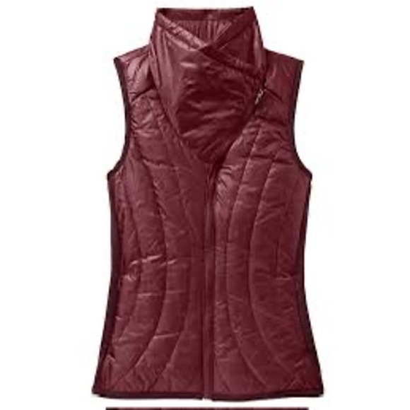 Athleta Vail Women’s Vest in Cherrywood Lightweight Puffer Size Medium - Picture 3 of 9